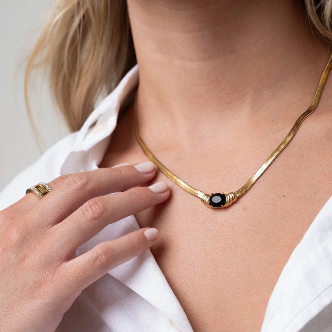 Essential Onyx Snake Chain