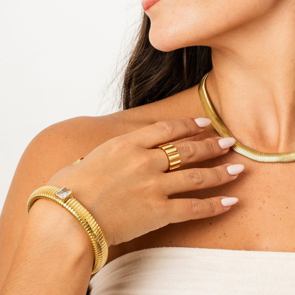 Essential Bold Snake Chain