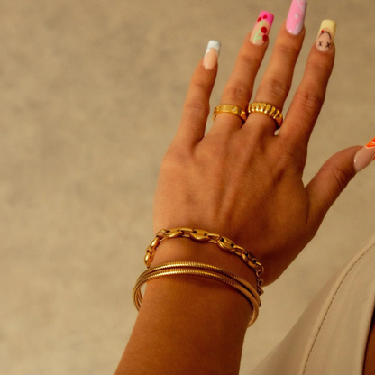 Essential Coil Bracelet